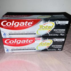 Colgate Total Whitening + Charcoal
