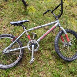 90s Schwinn Predator Bmx Bike Bicycle 