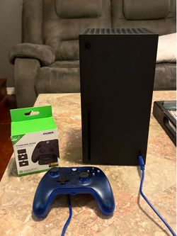 Xbox series X with charging dock