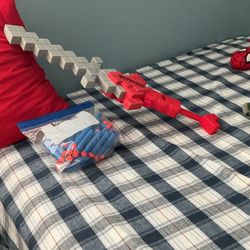 Nerf Minecraft sword comes with bullets