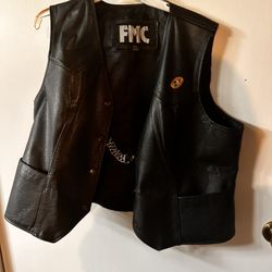 Ladies Leather Motorcycle Vest And Jacket 