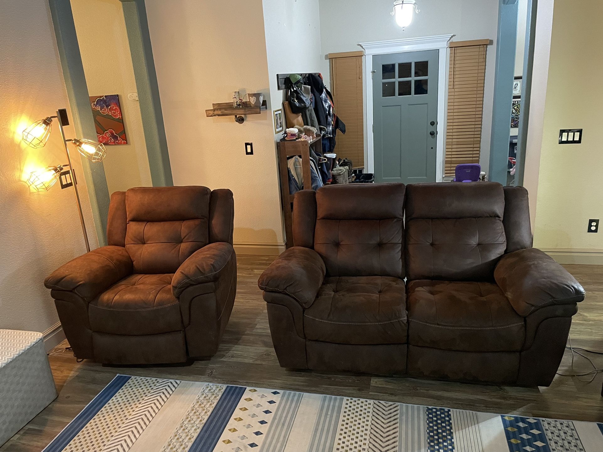 Matching Love Seat & Recliner