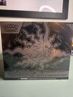 Pokemon center pitch black etb elite trainer box