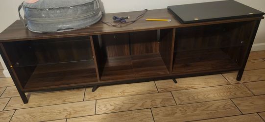 Tv stand