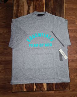 Fear of God Essentials Heavyweight Tee in Heather Gray/Turquoise. Size Small