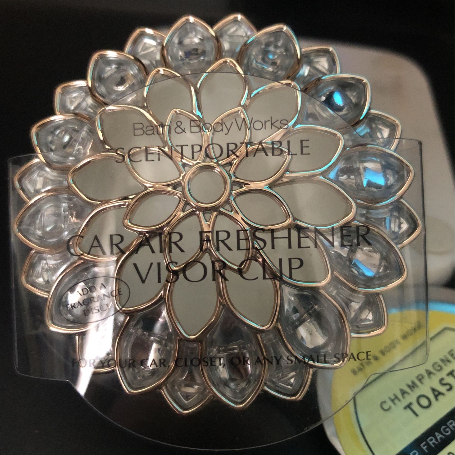 Bath & Body Works Scentportable Visor Clip W/ Refill