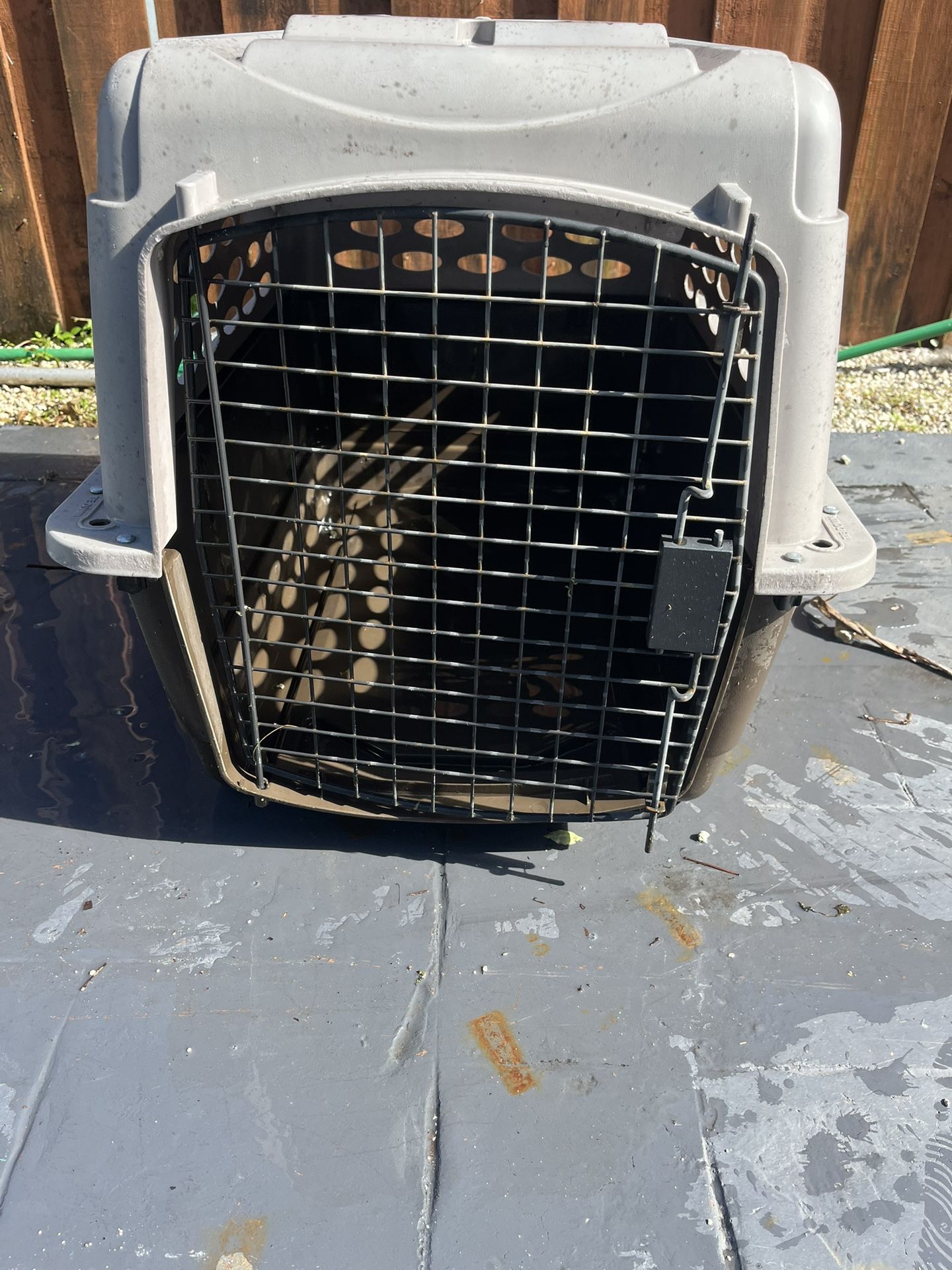 Small Travel Crate