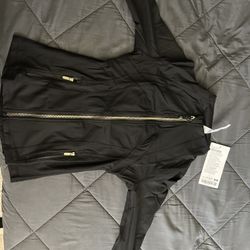 Lululemon define jacket size 4