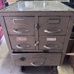 3ft Heavy Duty Metal Storage Cabinet With Accessories 