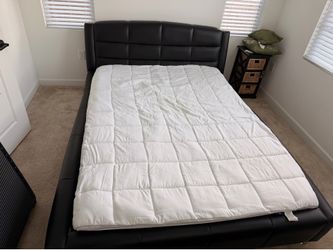 Queen Bed