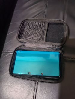 Nintendo 3DS with games
