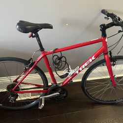 Trek FX Hybrid Bike 51 cm
