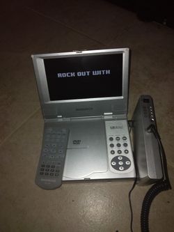 Maganovox Potable DVD PLAYER/W REMOTE