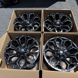 (4) 20” Fuel Wheels - D546