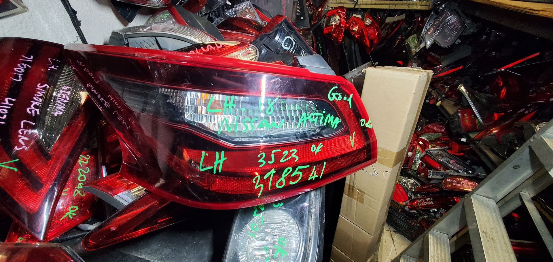 2018 Nissan Altima Left Taillight 