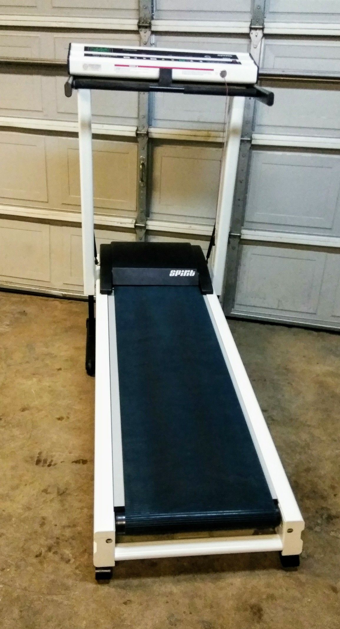 Spirit SR275 Treadmill *Incline/ Decline/ Will Deliver*