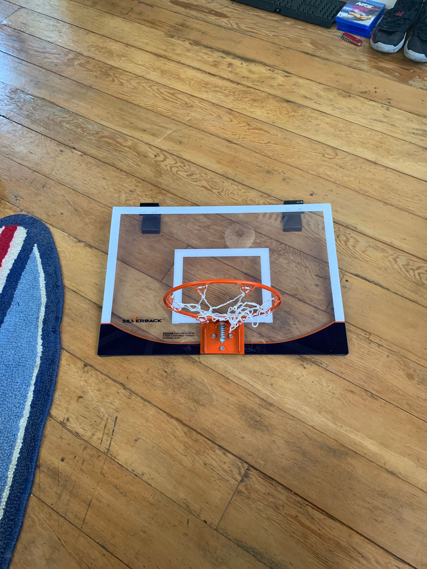 Basketball mini hoop