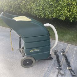  Nobles Typhoon EV Wet Dry Vacuum
