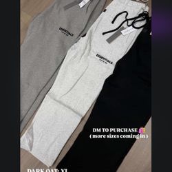 ESSENTIAL SWEATPANTS