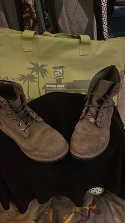 Timberland Classic Lace-Up Boots
