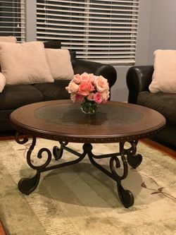 *ALL FOR $90 PRICED LOW TO SELL FAST 3 TABLES INCLUDING COFFEE TABLE, END TABLE & CONSOLE / TV STAND*