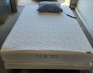 Innova Sleep Systems Adjustable Bed with 10-Inch Memory Foam Mattress and Remote Control