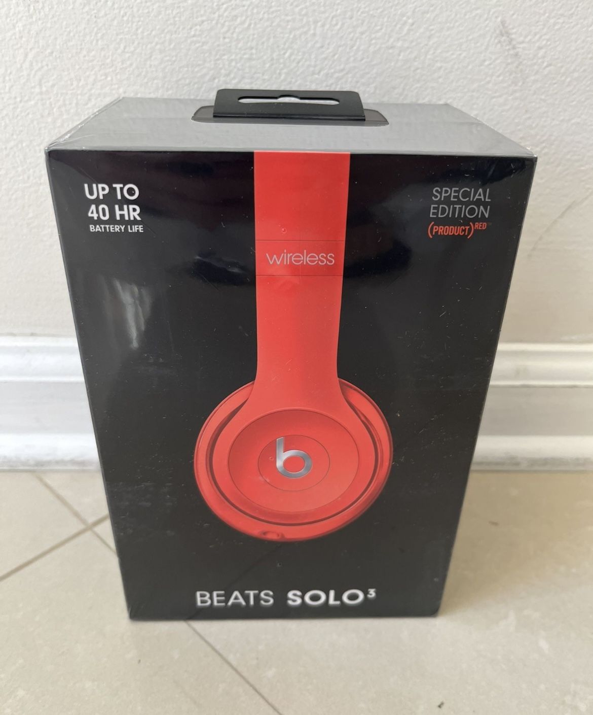 NEW Beats Solo3 Wireless On-Ear Headphones, Apple W1 Headphone Chip !