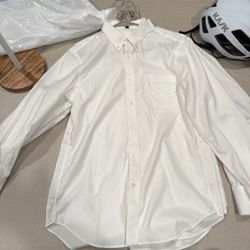 Professional White Button-Down Shirts - Essential Style size L
