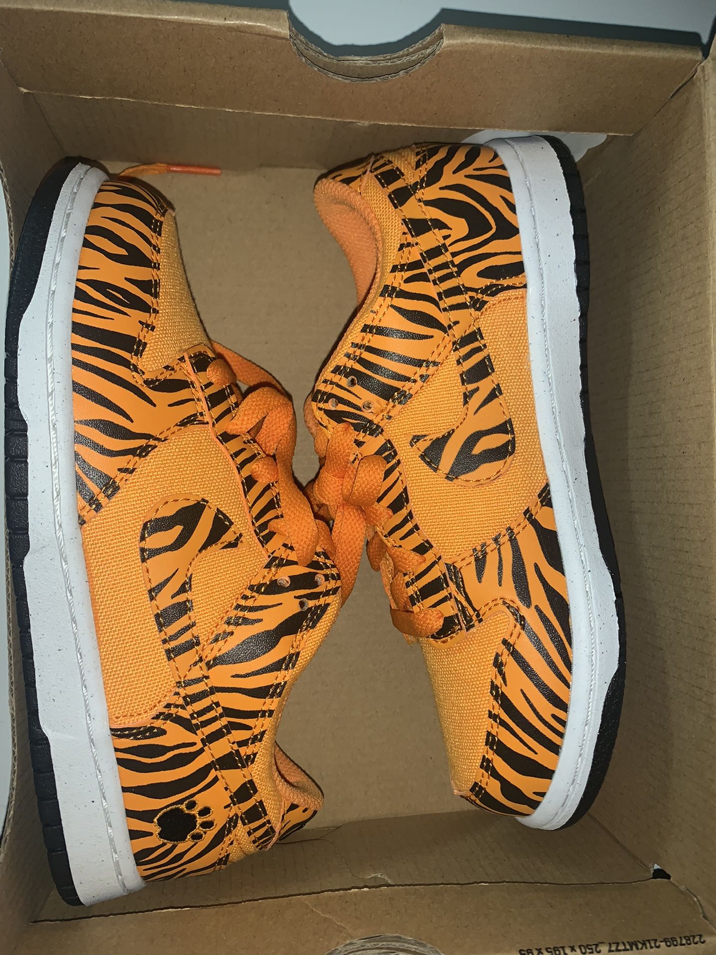 Nike Dunk Low Next Nature Tiger Stripes (PS) Size 2Y