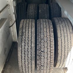 Kenworth,Peterbilt,Freightliner,Volvo 