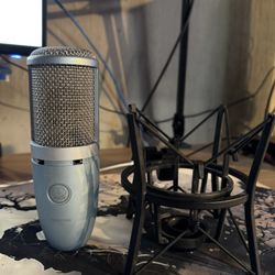 AKG P220 Vocal Microphone (Blue)