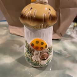 1970s Sears Mushroom Seasoning Shaker