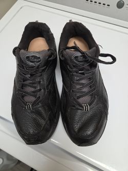 Dr. Comfort Black Leather Sneakers