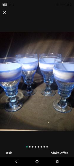 Set of 4 Blue Frosted Stemmed Wine Glasses