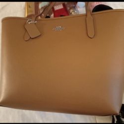 Coach Tote