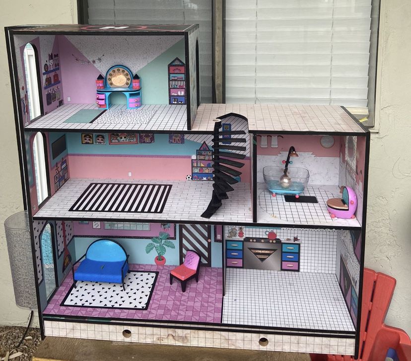 Lol Doll House, OMG Dolls, Surprise Dolls And More
