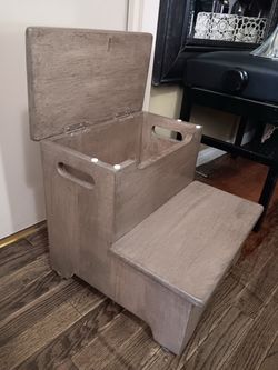 Wooden Step Stool with Storage Compartment