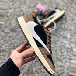 Jordan 1 Low Travis Scott Mocha 157