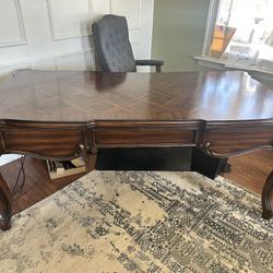 French Provincial  Desk