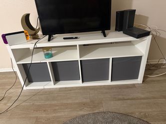 White Cube Storage Shelf TV Stand