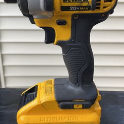 DeWalt 20v Max driver + battery