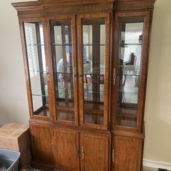 Display Cabinet