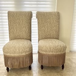 Set Of 2 Chairs Beige Brocade Upholstery 