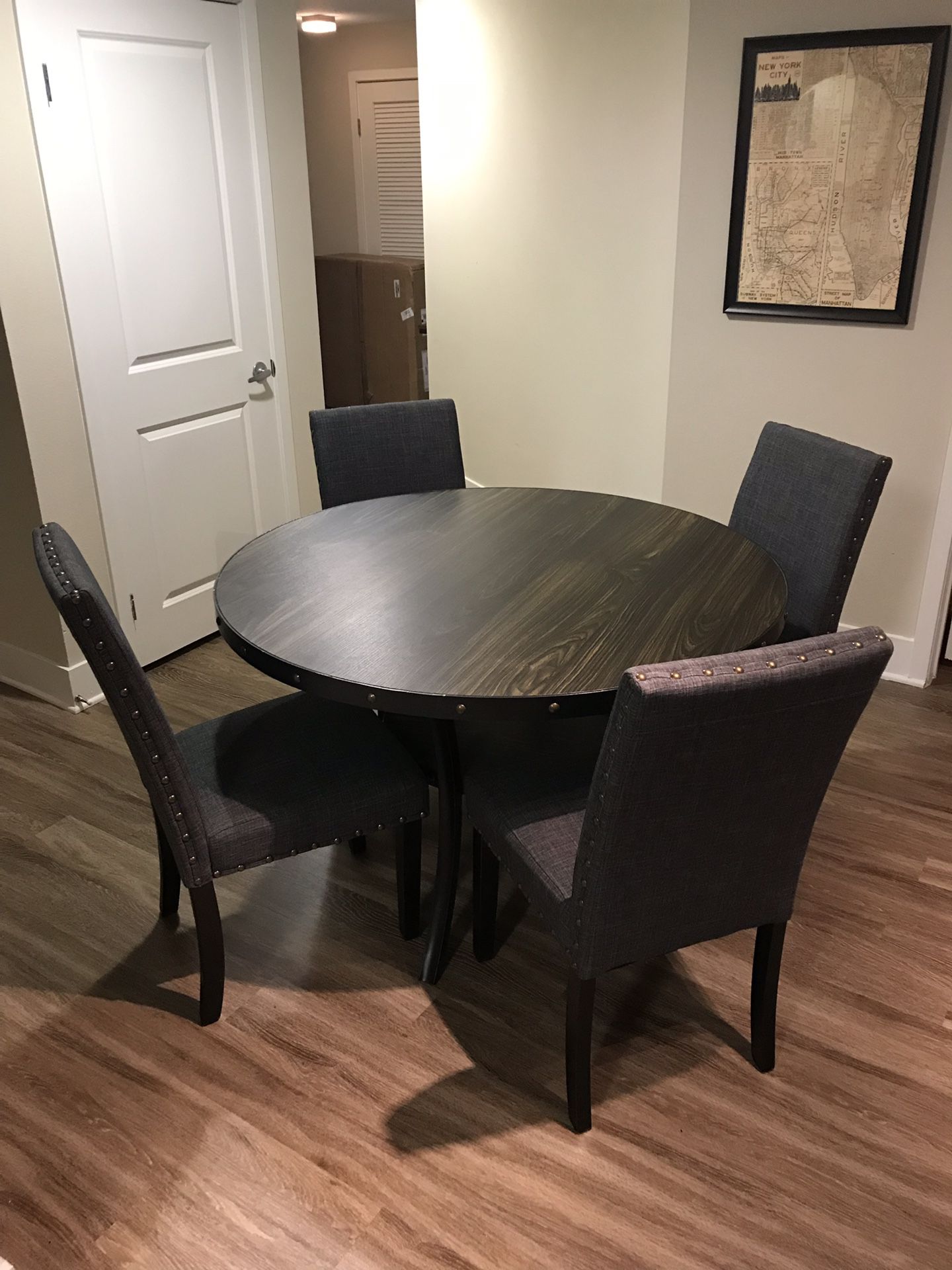 Almost new dining table and chairs