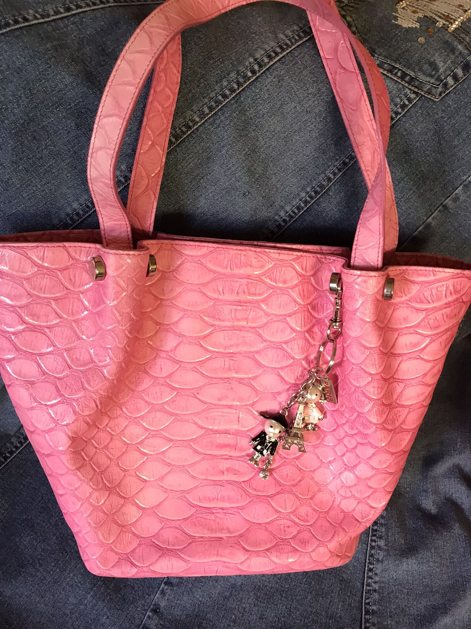 GLAUDIA Genuine Leather