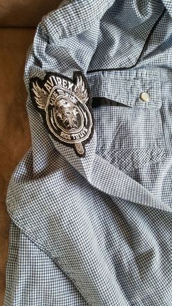 New boys Avirez shirt with tags