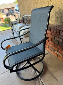Swivel chair