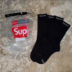 Supreme Socks