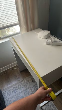 Small desk