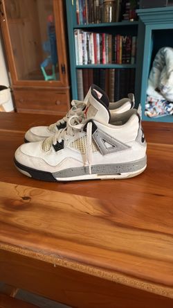 Jordan 4 white cement